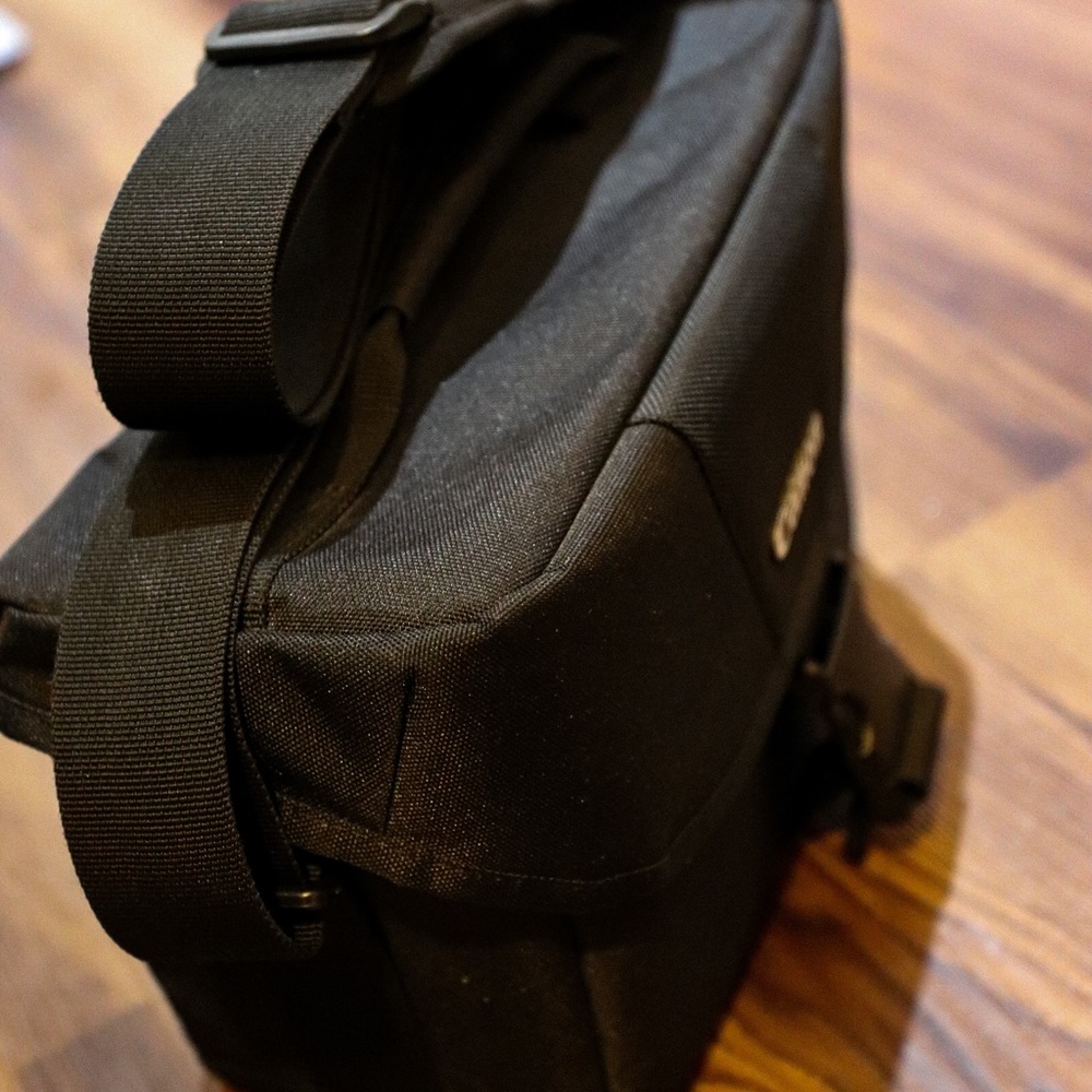 COPY - Canon Camera Bag - Picture 4 of 5